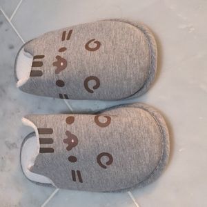 Pusheen Slippers - Small